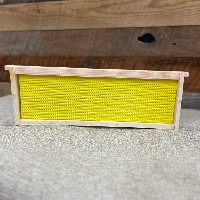 Assembled 6 5/8" Honey Super w/ 8 Frames