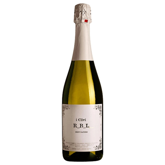 Sparkling wine bottle with gold foil top and i Clivi label, Brut 2023