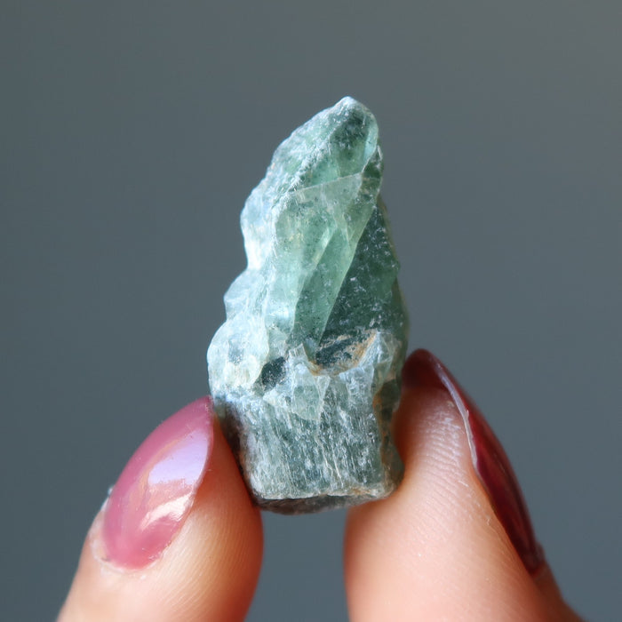 rough green kyanite
