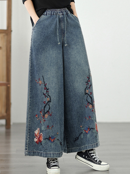 Women's Stylish and Comfortable Embroidery Loose Bottom