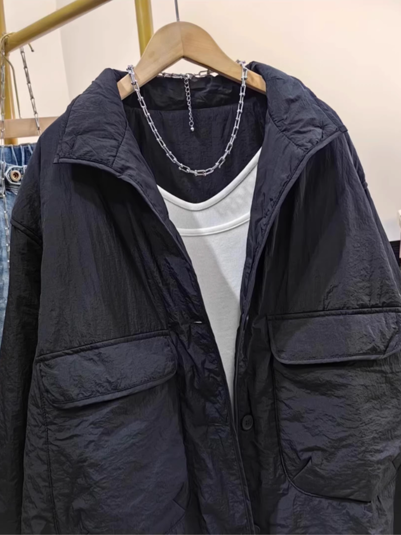 Oversized Utility Jacket with Curved Hem, Statement Pockets, Effortless Layering