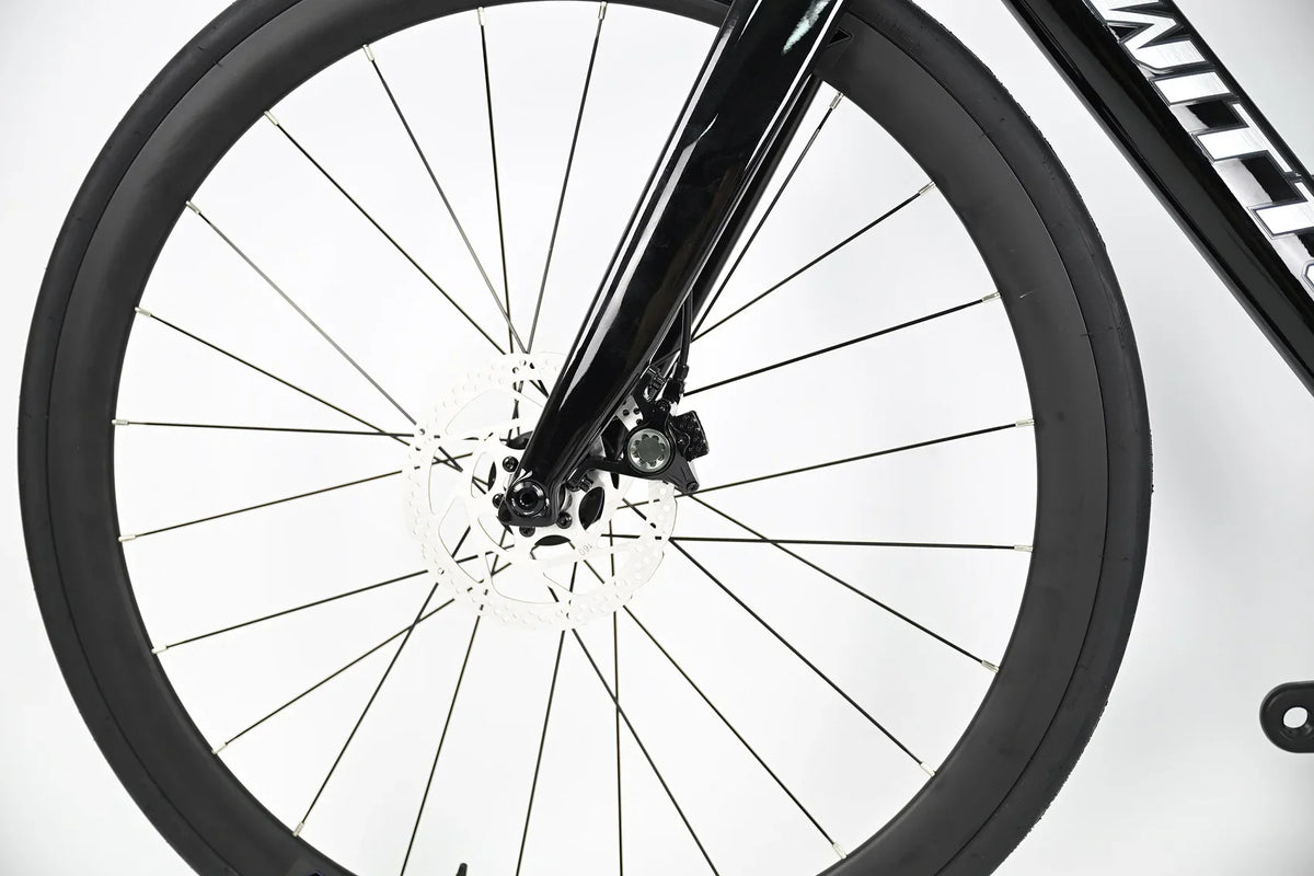 R5pro Carbon Fiber Road Bike 22/24 Speed Racing with Hydraulic Disc Brakes Available in 7 Sizes - 43.5/46/48/50/52/54/56