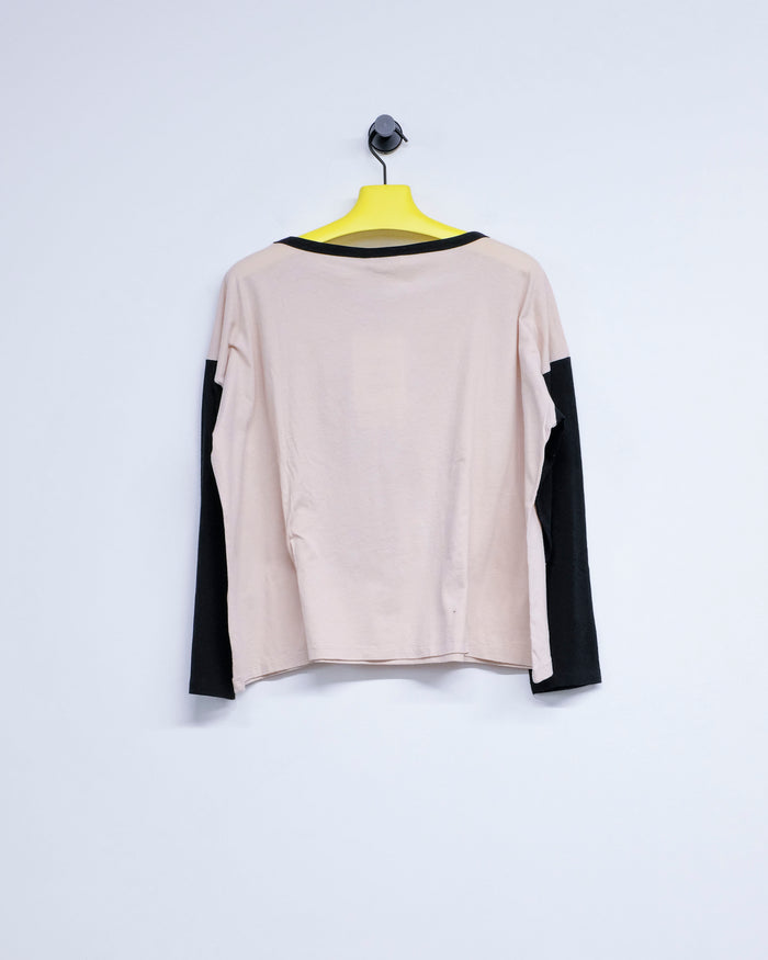 Beige & Black Cotton Shrine B-Ball Tee | Second/Layer | DEPARTAMENTO