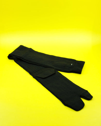 Black Knee High Tabi Socks | Maison Margiela | DEPARTAMENTO
