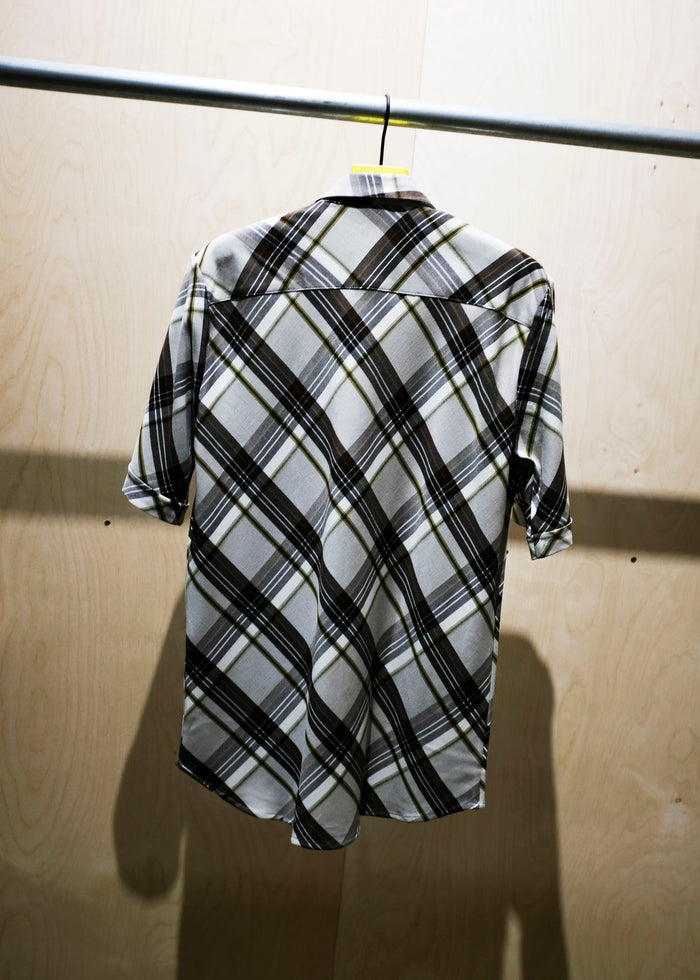 Brown Diagonal Plaid Viscose Short Sleeve Shirt | Ernest W. Baker | DEPARTAMENTO