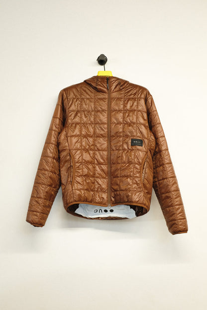 Caramel Brown Insulated Packable Jacket | Universal Colours | DEPARTAMENTO