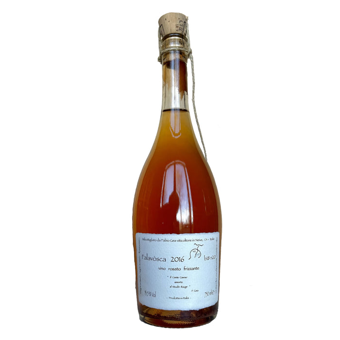 Rose sparkling wine bottle with amber glass and corked top