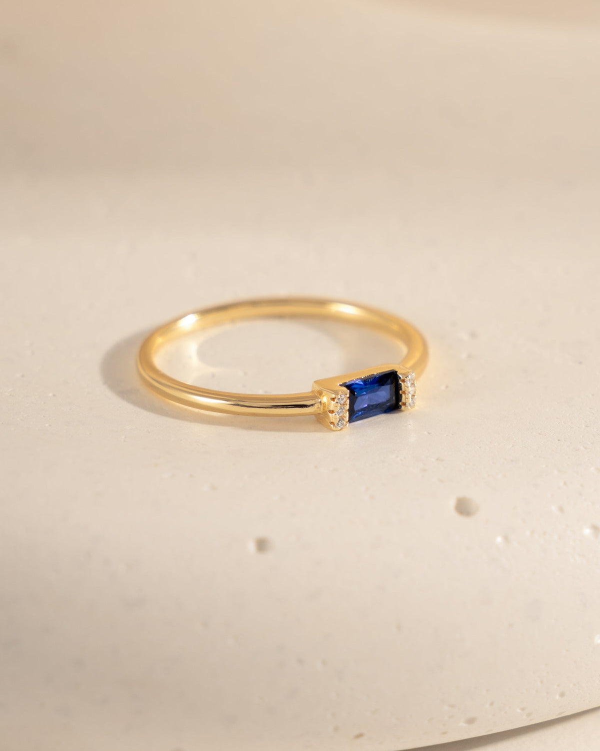 Sapphire Simple Baguette Ring