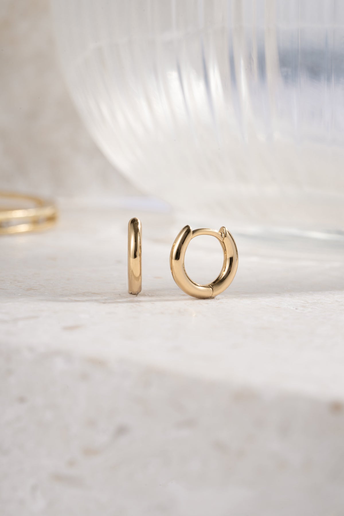 8mm Minimalist Small Hoop Earrings