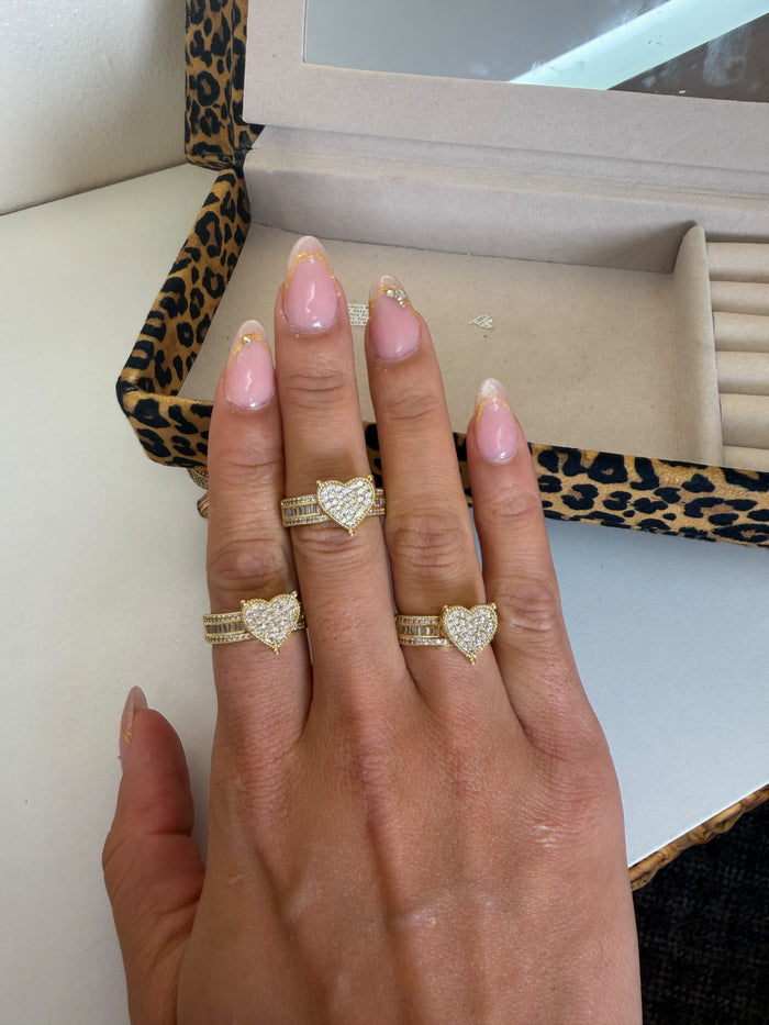 Heart luxury ring