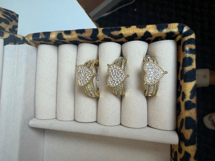 Heart luxury ring