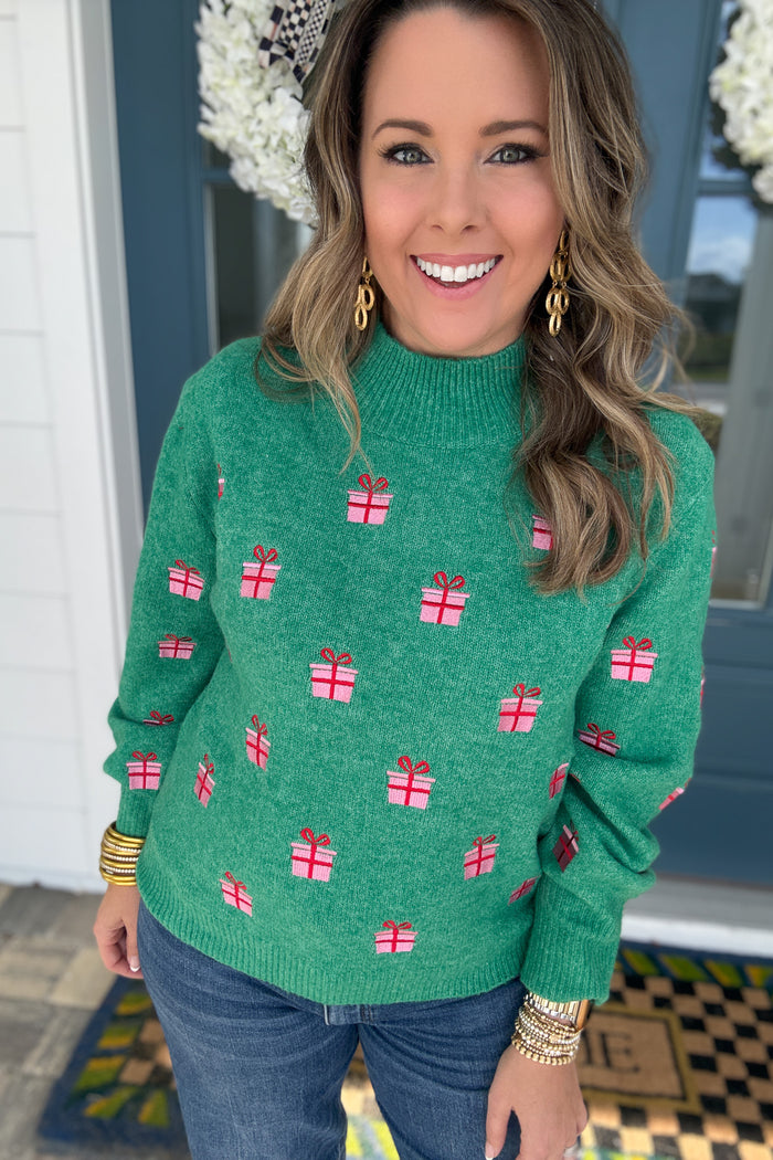 Holiday Cheer Gift Sweater - Kelly Green - B Social Boutique