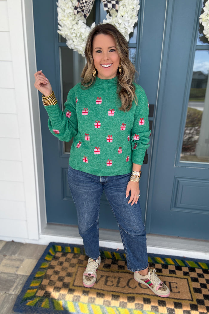 Holiday Cheer Gift Sweater - Kelly Green - B Social Boutique