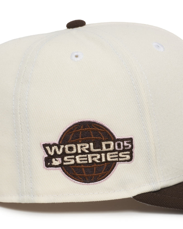 Houston Astros Creme and Brown 3D Neapolitan Star logo 2005 World Series