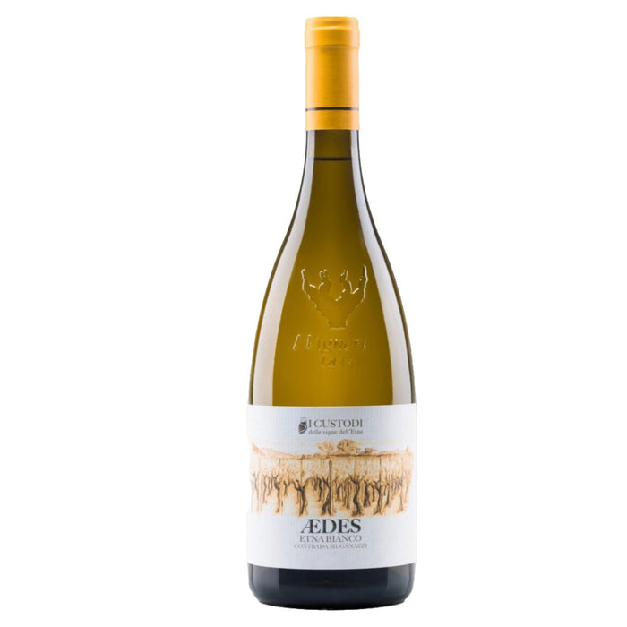 Wine bottle of I Custodi Aedes Etna Bianco 2022, green glass, gold-and-white label