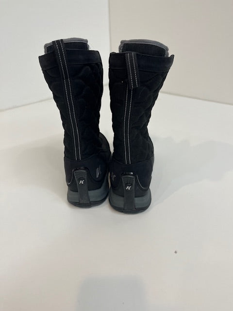 Korkers W's Northlake Zip Boots With Trailtrac Soles size 9