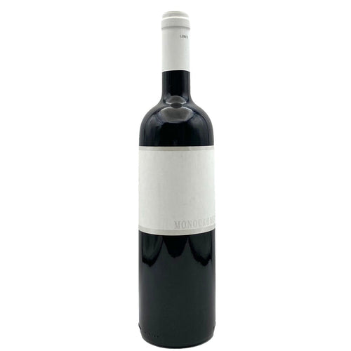 Macciocca Monocromo red wine bottle with monochromo label