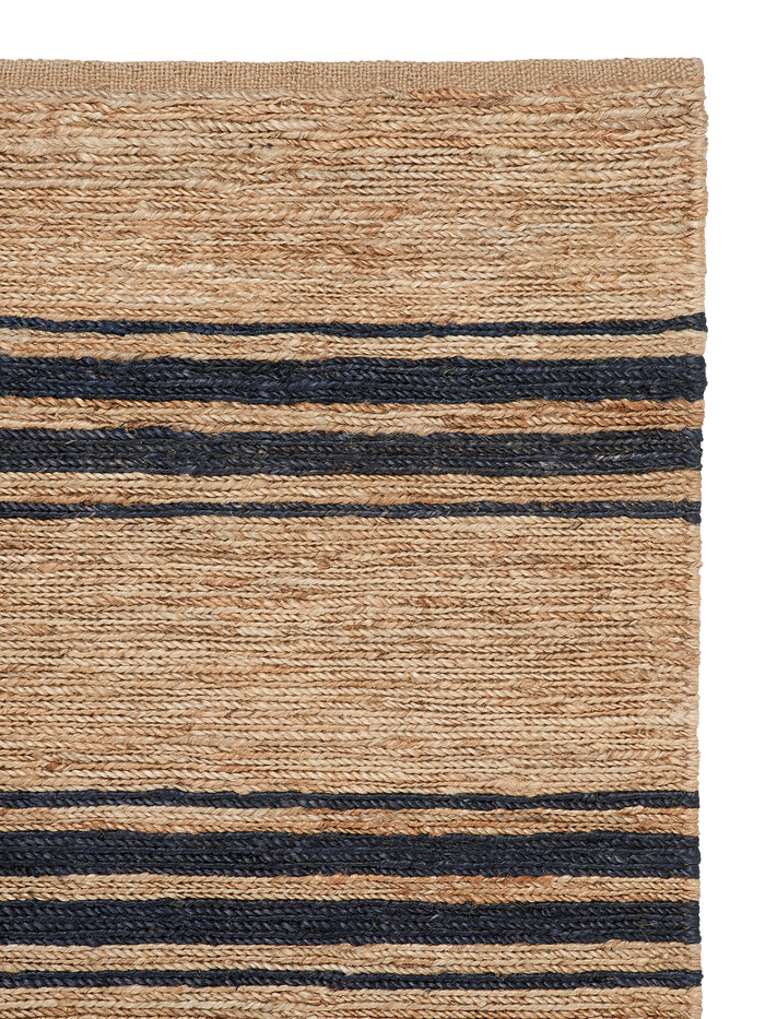 River rug in Natural