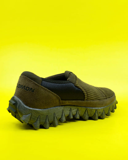 Snowclog Corduroy Delicioso / Black / Black