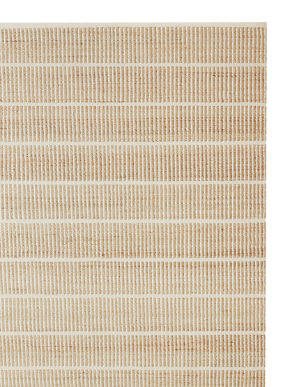 Natural & White / 5'7" x 7'10"