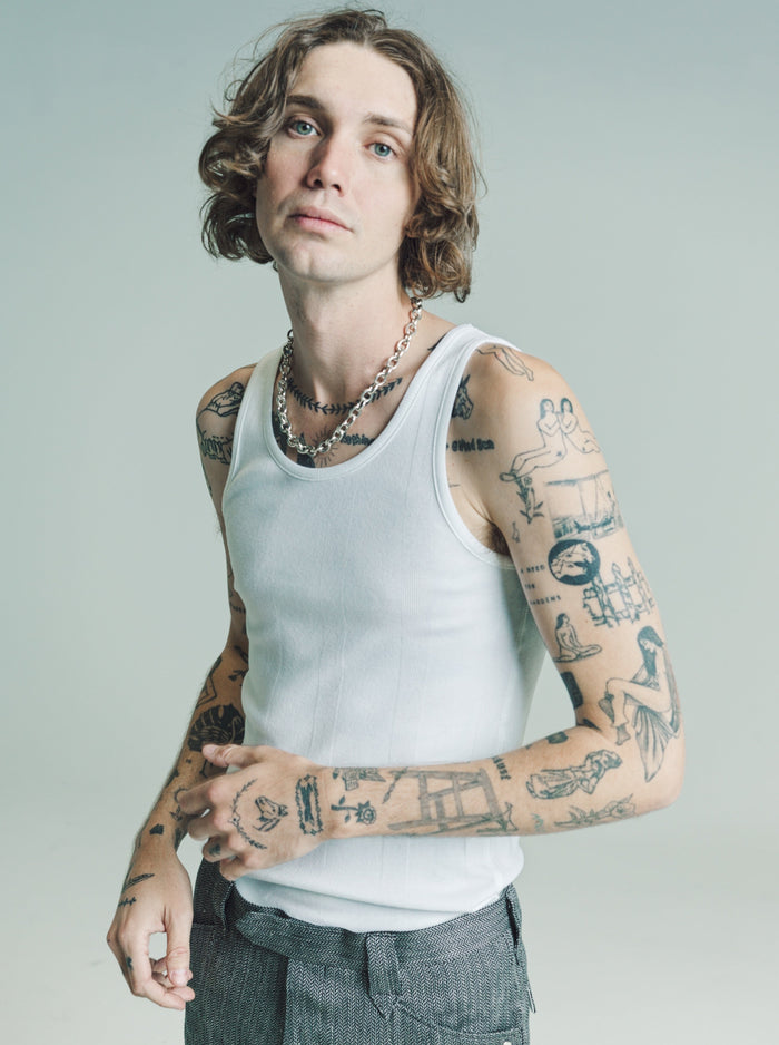 White Round Rib Tank Top | The Letters | DEPARTAMENTO